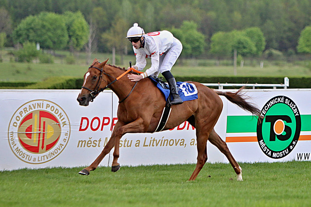 Queen Of Beaufay zlomila dvojici prokletí (analýza)